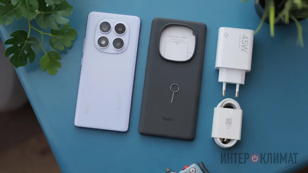 Xiaomi Redmi Note 14 Pro с чехлом